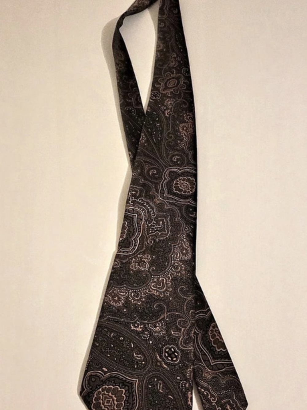 Sean John Silk Paisley Jacquard Tie in Gold, Brown & Grey/Black Like New